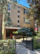 1 - 34 ROSEWELL AVENUE Toronto, ON M4R 2A1