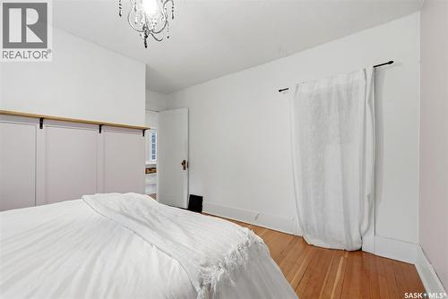 2273 Cameron Street, Regina, SK - Indoor Photo Showing Bedroom