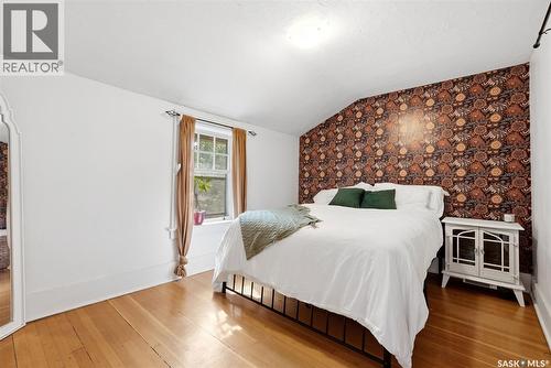2273 Cameron Street, Regina, SK - Indoor Photo Showing Bedroom