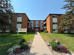 18 26 Shaw STREET  Regina, SK S4R 3M4