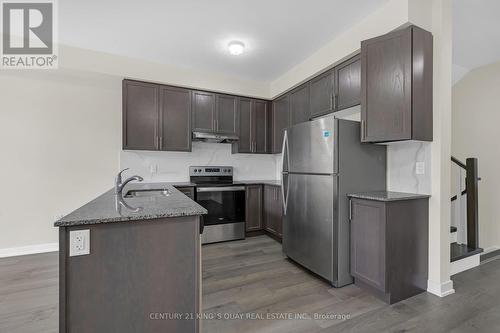 33 - 250 Finch Avenue, Pickering, ON - Indoor Photo Showing Kitchen With Stainless Steel Kitchen With Double Sink