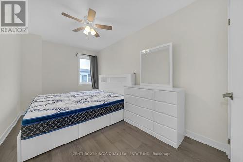 33 - 250 Finch Avenue, Pickering, ON - Indoor Photo Showing Bedroom