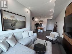404 - 555 WILLIAM GRAHAM DRIVE Aurora, ON L4G 3H9