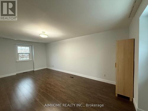 338 Steeles Avenue E, Markham, ON - Indoor Photo Showing Other Room