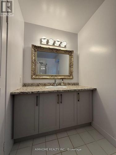338 Steeles Avenue E, Markham, ON - Indoor Photo Showing Bathroom