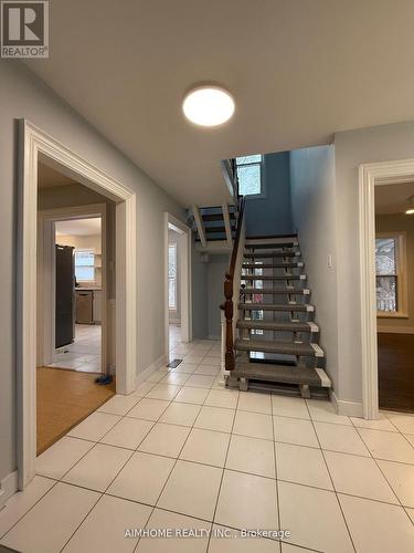 338 Steeles Avenue E, Markham, ON - Indoor Photo Showing Other Room