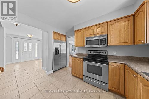 7089 Bush Drive, Ottawa, ON - Indoor Photo Showing Kitchen