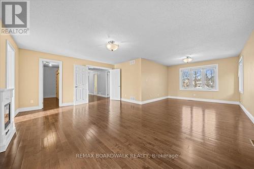 7089 Bush Drive, Ottawa, ON - Indoor Photo Showing Other Room
