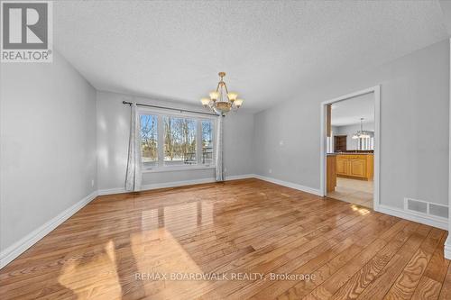7089 Bush Drive, Ottawa, ON - Indoor Photo Showing Other Room