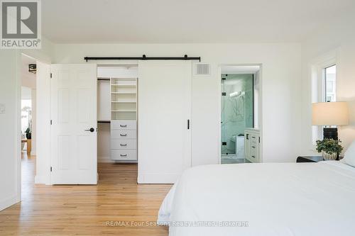 728454 21St Side Road, Blue Mountains, ON - Indoor Photo Showing Bedroom