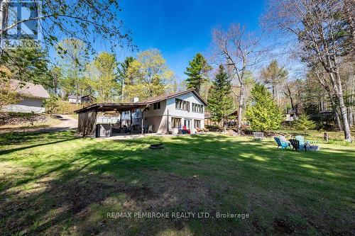 634 Goldfinch Way, Head, Clara And Maria, ON - Outdoor