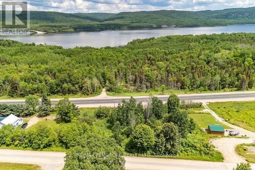00 Lance Road, Laurentian Hills, ON 