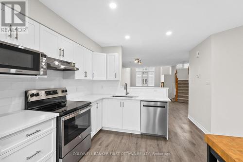 366 Wiffen Private, Ottawa, ON - Indoor Photo Showing Kitchen With Stainless Steel Kitchen