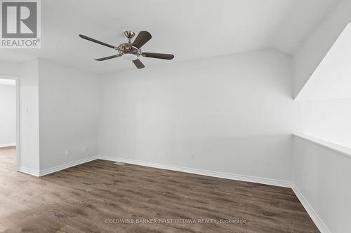 366 Wiffen Private, Ottawa, ON - Indoor Photo Showing Other Room