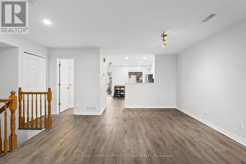 366 Wiffen Private, Ottawa, ON - Indoor Photo Showing Other Room