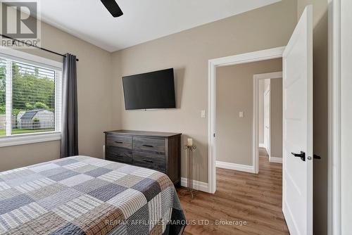 5401 Woodlands Road, South Stormont, ON - Indoor Photo Showing Bedroom