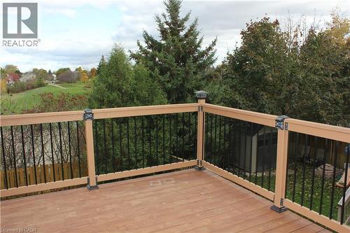 184 Northampton Crescent Unit# B, Waterloo, ON - Outdoor