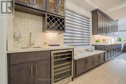 1138 Garden Road, Mississauga, ON - Indoor Photo Showing Kitchen