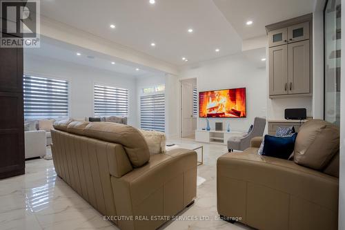 1138 Garden Road, Mississauga, ON - Indoor
