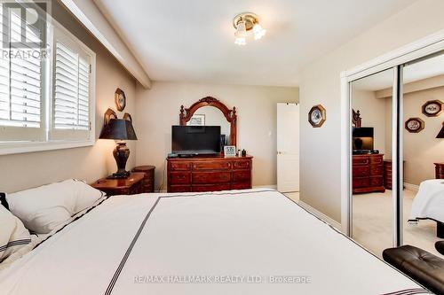 5 Byworth Boulevard, Toronto, ON - Indoor Photo Showing Bedroom