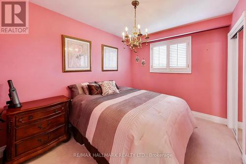 5 Byworth Boulevard, Toronto, ON - Indoor Photo Showing Bedroom