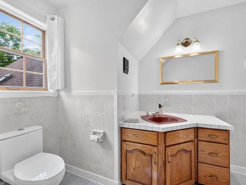 1864 Kings Road, Sydney River, NS - Indoor Photo Showing Bathroom