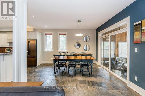 119 Earl Street, Wasaga Beach, ON - Indoor Photo Showing Dining Room