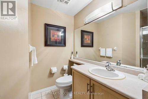 301 - 1000 Sheppard Avenue W, Toronto, ON - Indoor Photo Showing Bathroom