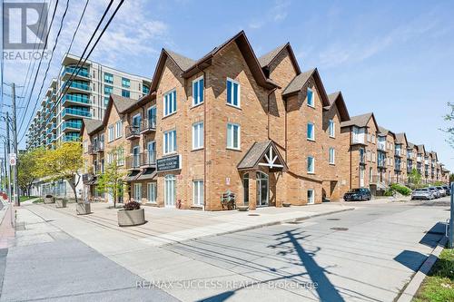301 - 1000 Sheppard Avenue W, Toronto, ON - Outdoor With Facade