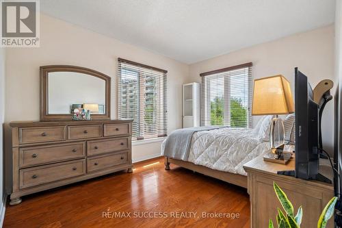301 - 1000 Sheppard Avenue W, Toronto, ON - Indoor Photo Showing Bedroom