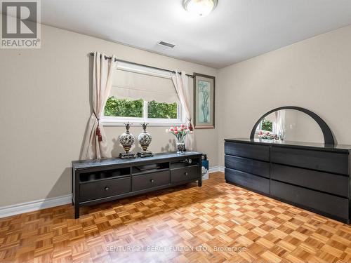 388 Handley Crescent, Newmarket, ON - Indoor
