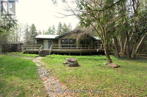 B40440 Shore Road, Brock, ON - Outdoor With Deck Patio Veranda