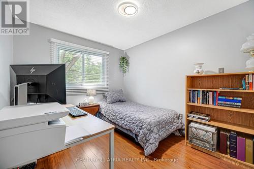 18 Thatchers Mill Way, Markham, ON - Indoor Photo Showing Bedroom