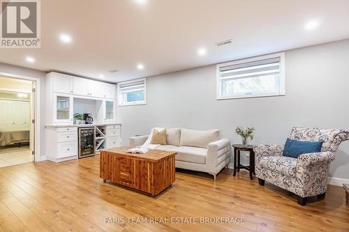 1041 Lebanon Drive, Innisfil, ON - Indoor Photo Showing Basement