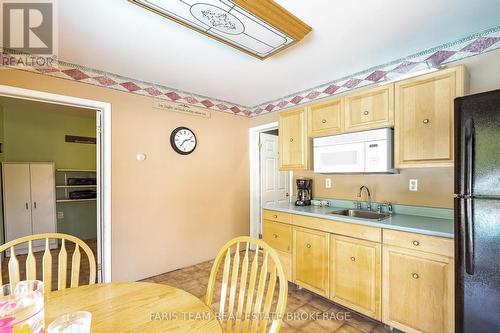 1041 Lebanon Drive, Innisfil, ON - Indoor