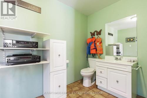 1041 Lebanon Drive, Innisfil, ON - Indoor Photo Showing Bathroom