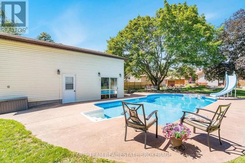 1041 Lebanon Drive, Innisfil, ON - Outdoor With In Ground Pool