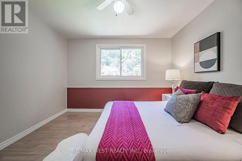 9510 Morning Glory Road, Georgina, ON - Indoor Photo Showing Bedroom