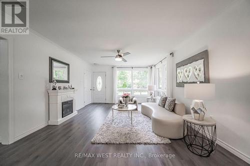9510 Morning Glory Road, Georgina, ON - Indoor Photo Showing Living Room With Fireplace