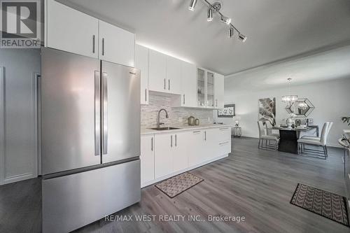9510 Morning Glory Road, Georgina, ON - Indoor Photo Showing Kitchen
