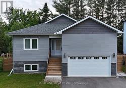22 BERKELY STREET  Wasaga Beach, ON L9Z 2N6