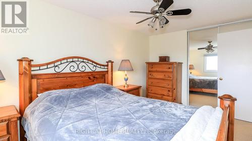 23 - 52 Adelaide Street, Barrie, ON - Indoor Photo Showing Bedroom