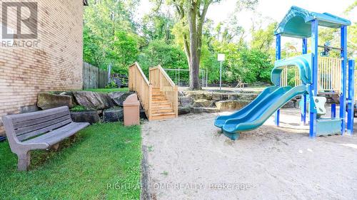 23 - 52 Adelaide Street, Barrie, ON - Outdoor