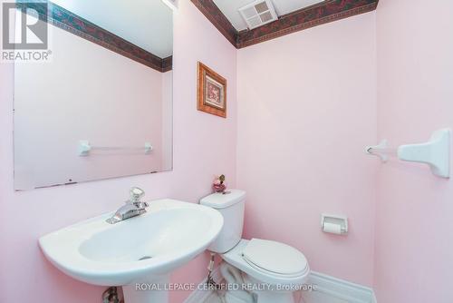 6037 Clover Ridge Crescent, Mississauga, ON - Indoor Photo Showing Bathroom