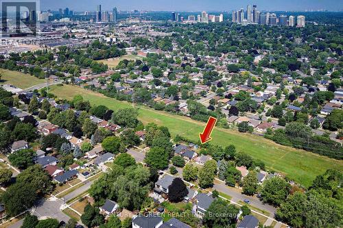 32 Castlebar Road, Toronto, ON - Outdoor With View