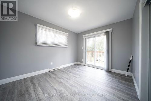 Upper - 76 Glenview Avenue, Cambridge, ON - Indoor Photo Showing Other Room