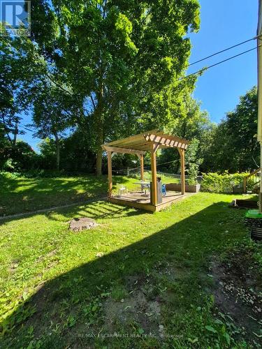 Upper - 76 Glenview Avenue, Cambridge, ON - Outdoor