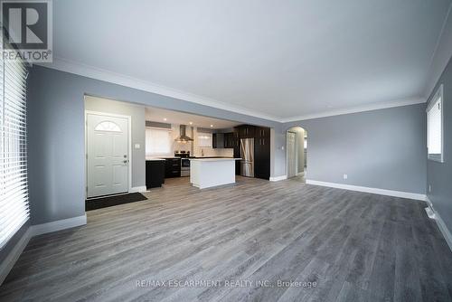 Upper - 76 Glenview Avenue, Cambridge, ON - Indoor Photo Showing Other Room