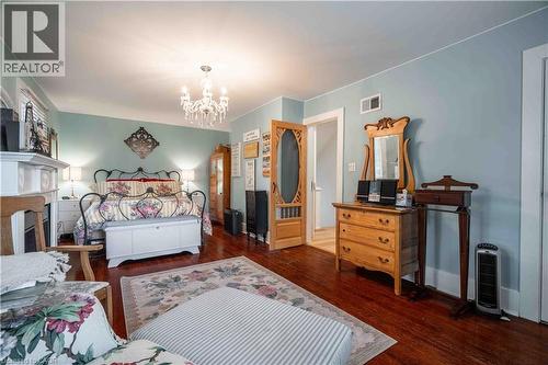 Alternate view of Primary Bedroom - 99 Argyle Street N, Caledonia, ON - Indoor Photo Showing Bedroom