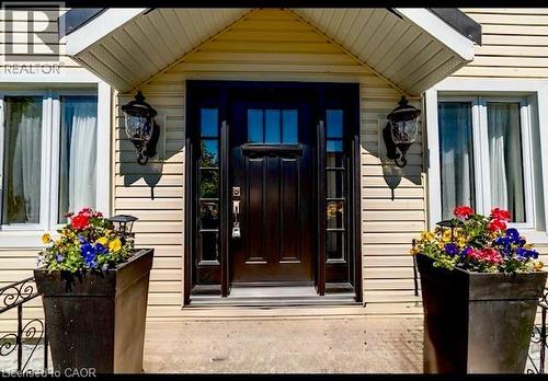 99 Argyle Street N, Caledonia, ON - Outdoor With Deck Patio Veranda With Exterior